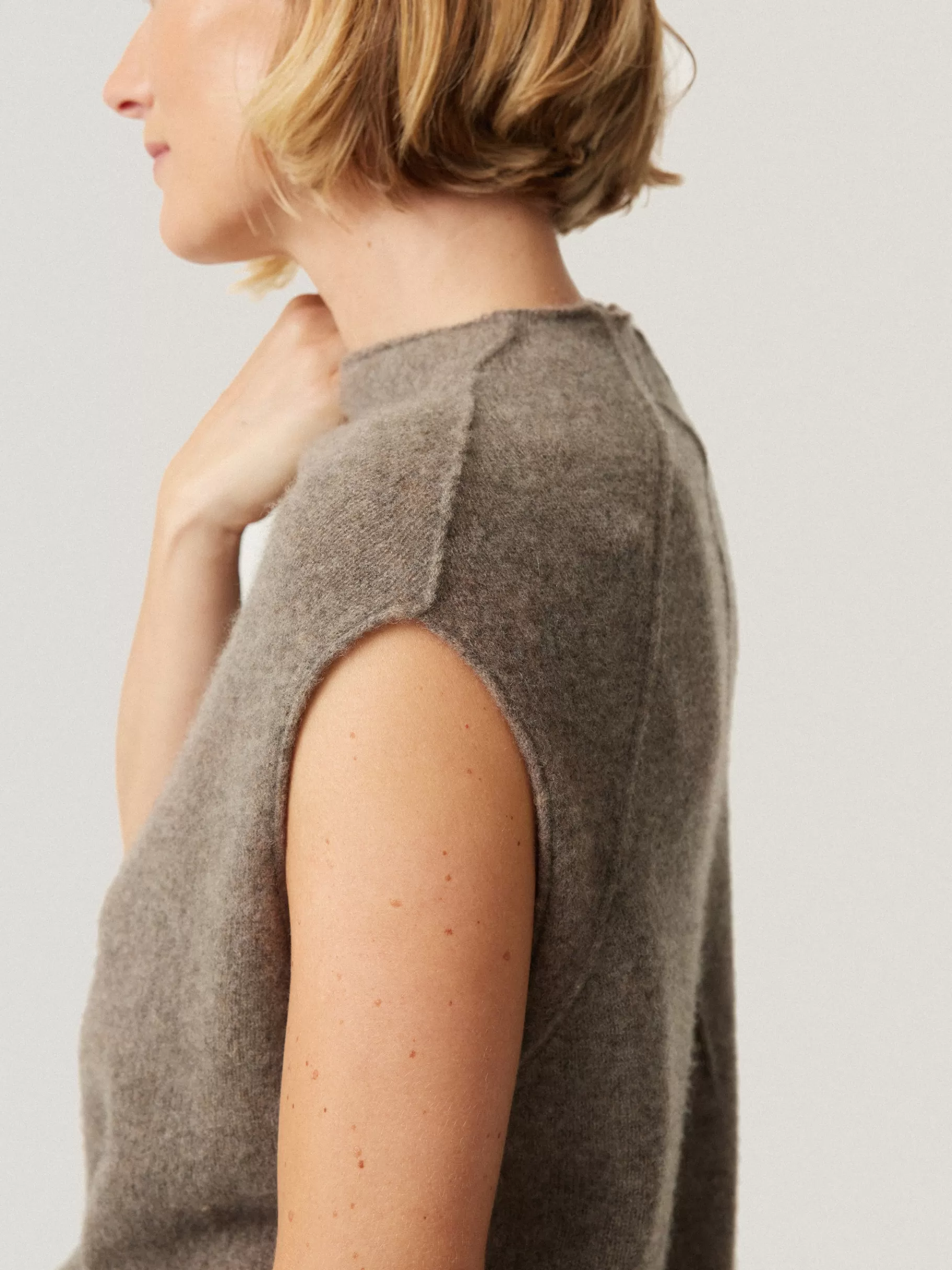 Jigsaw Knitwear & Cashmere-Cloud Cashmere Cap Sleeve Top Taupe
