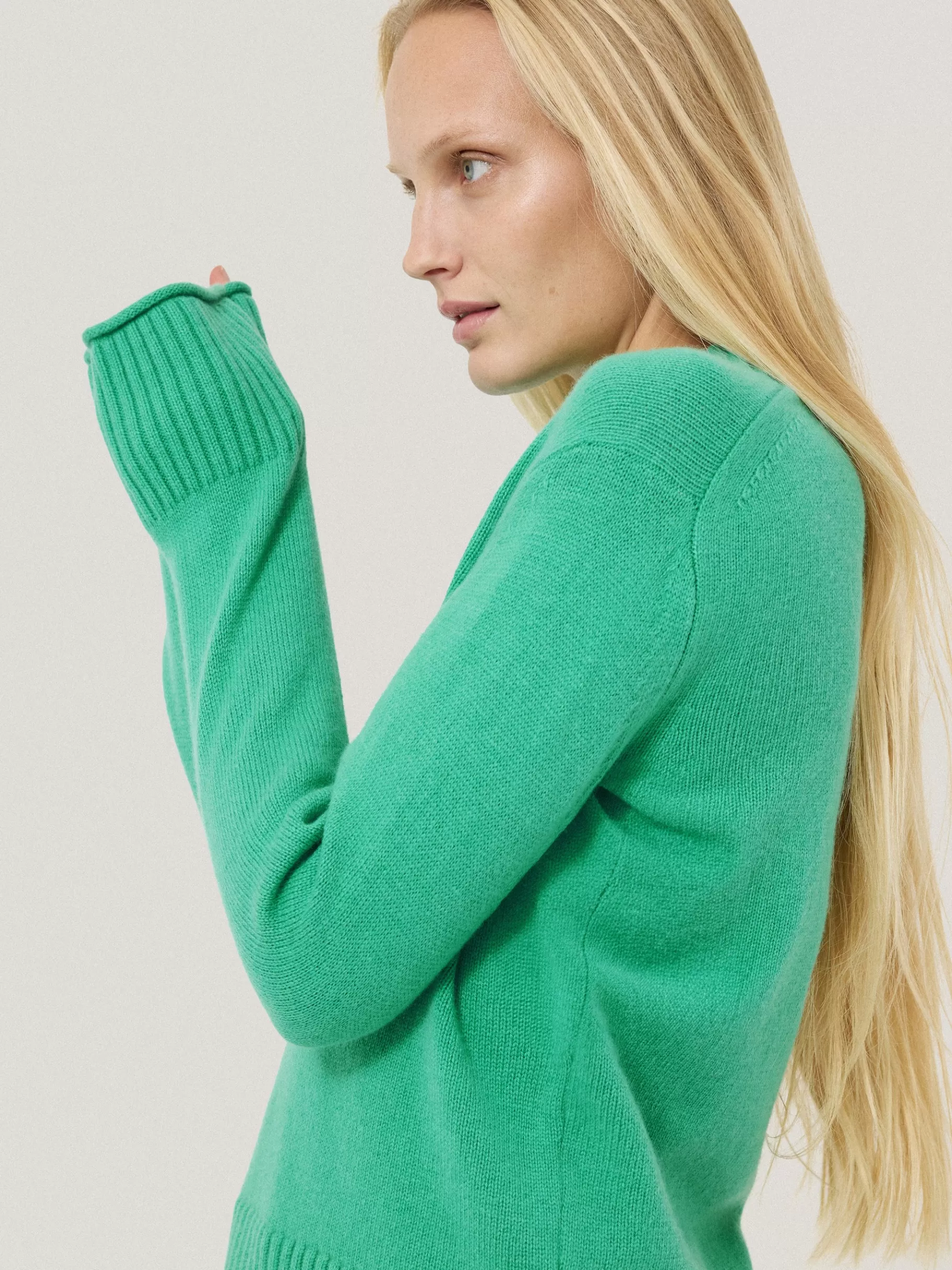 Jigsaw Knitwear & Cashmere-Wool Cashmere Blend V Neck Green